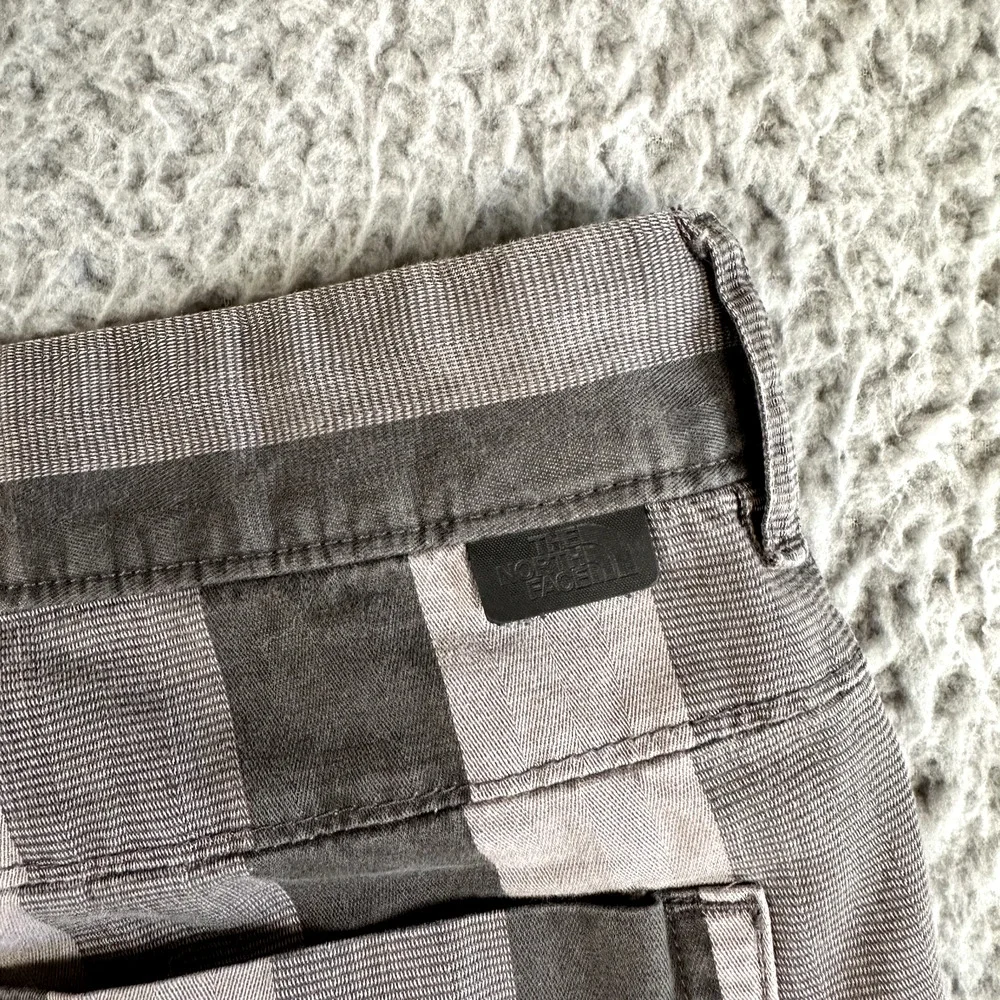 The North Face Narrows Short‎ Men's 36 Striped 9